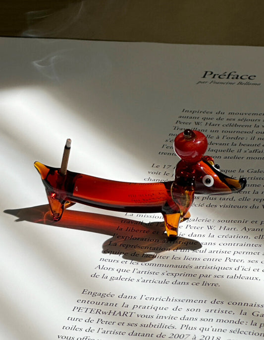 Adorable dachshund-shaped liuli glass incense holder, combining traditional craft and modern design
