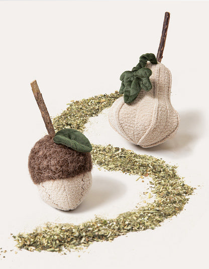 Pumpkin shaped matatabi cat toy filled with cat grass and PP cotton, lightweight and chewable